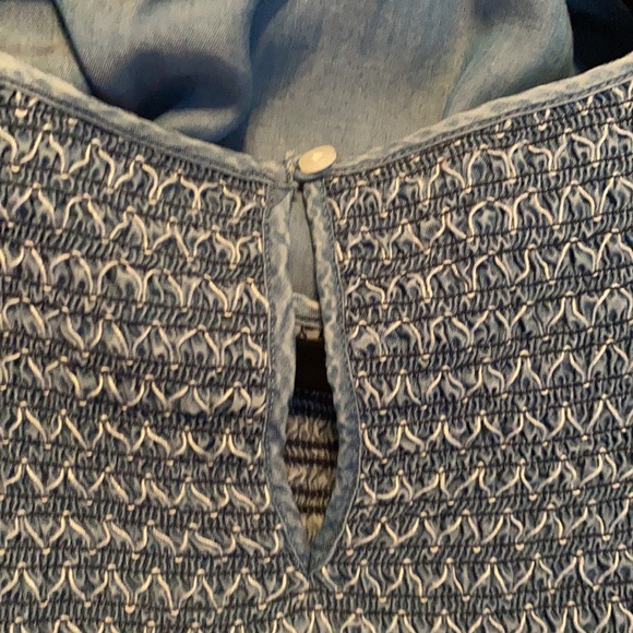 Crown & Ivy lightweight denim dress with smocking - Picture 7 of 9